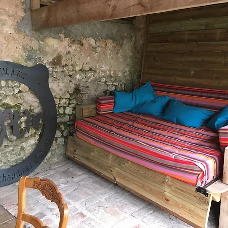 Lejlighed 40m² Lumineux Avec Cuisine Equipee, Wi-fi Gratuit, Proche Mairie Et Eglise A Fay - Fr-1-410-301